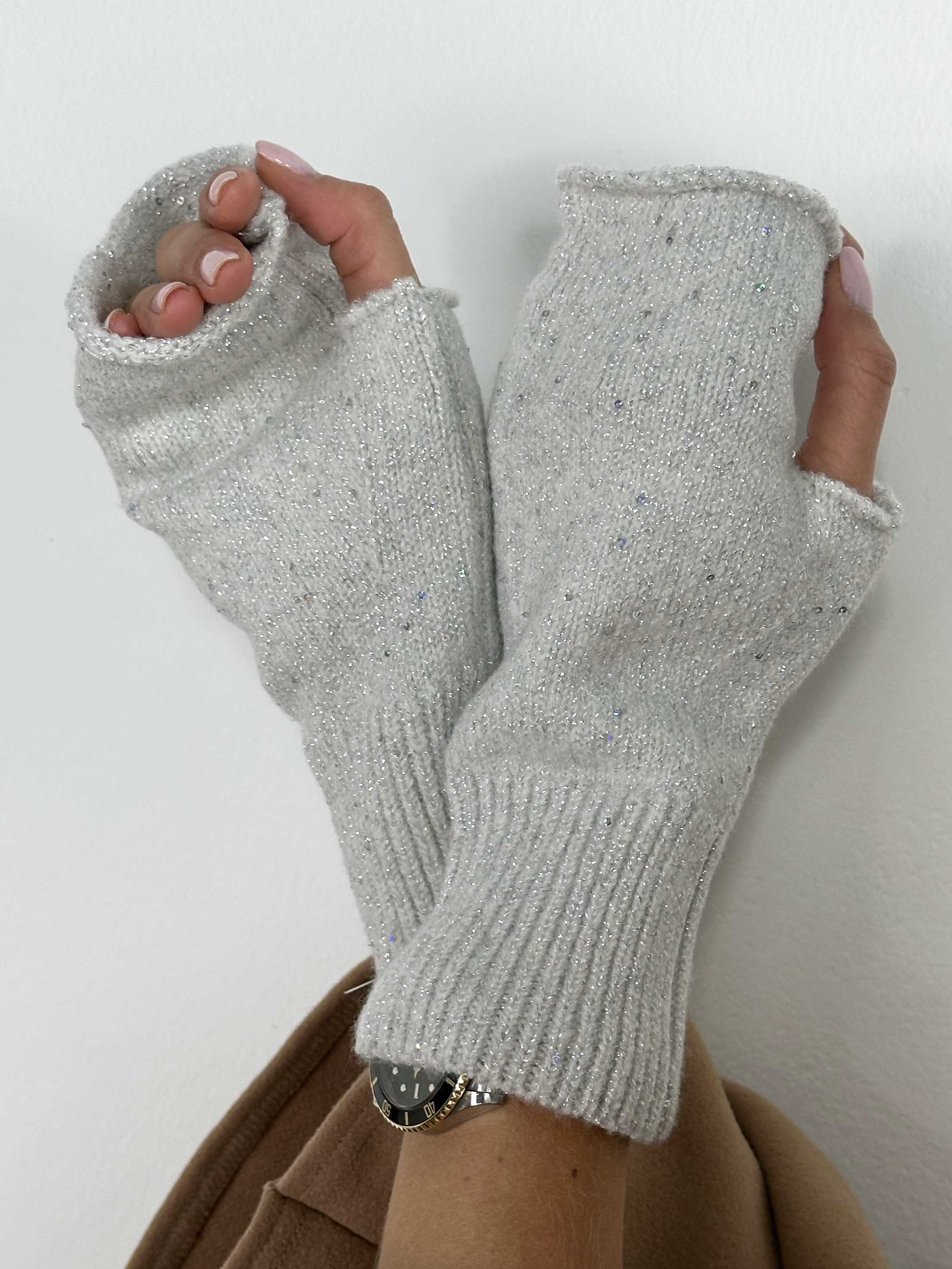 Myra - Handsker med glimmertråde og pailletter